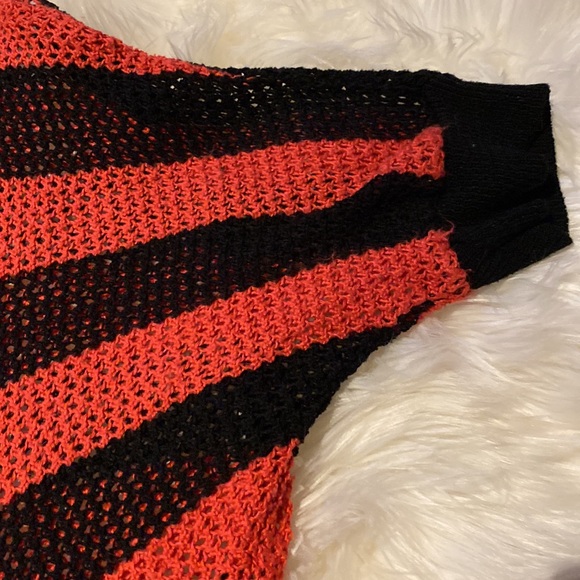 Say What U.SA crochet womens sweater size small - Picture 3 of 4